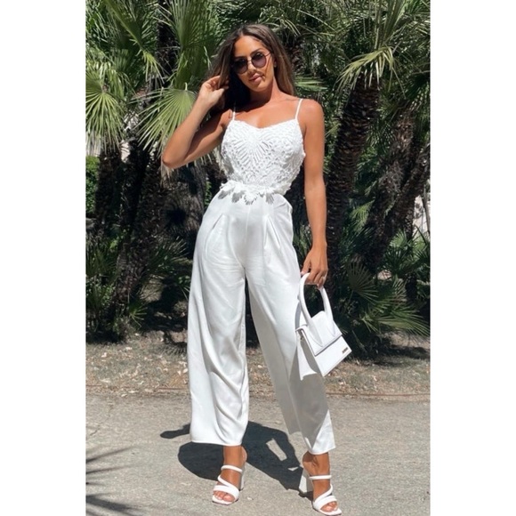 White Lace Sleeveless V-Neck Side Slit Wide Leg Jumpsuit Playsuit - Picture 10 of 15
